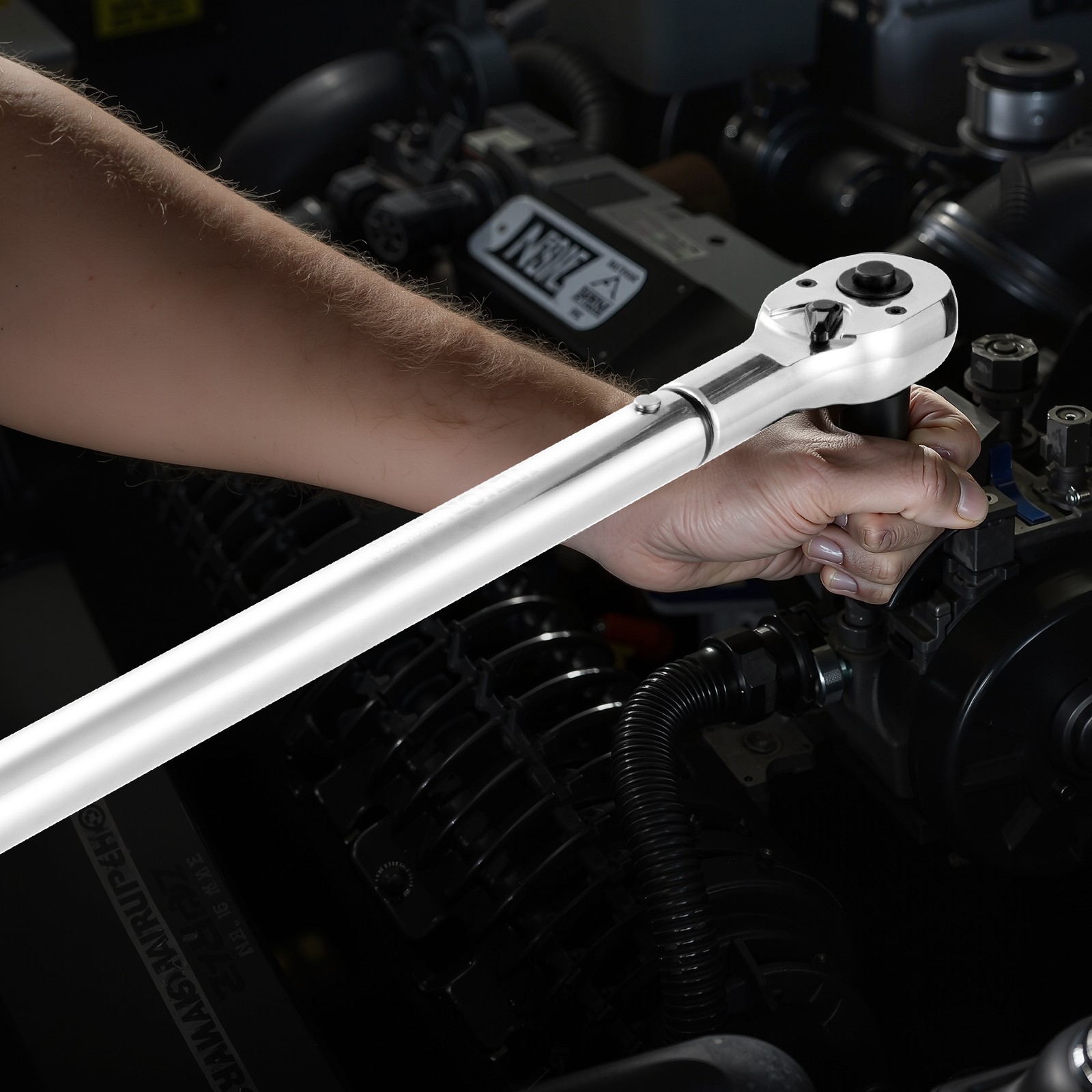 VEVOR Click Torque Wrench 3/4 In Drive 100-600 lbf-ft/136-814N.m Dual-direction