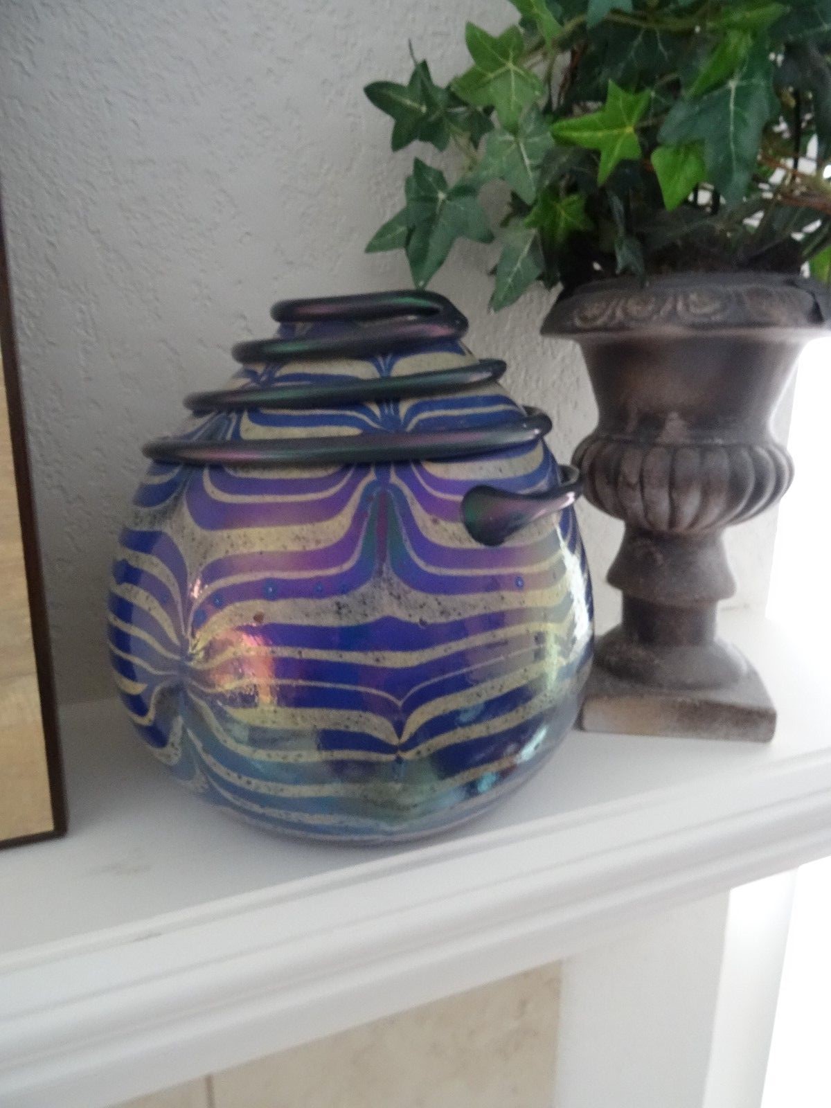 Large Authentic Signed SERGIO ROSSI Murano Glass Pulled Feather VASE Iridescent