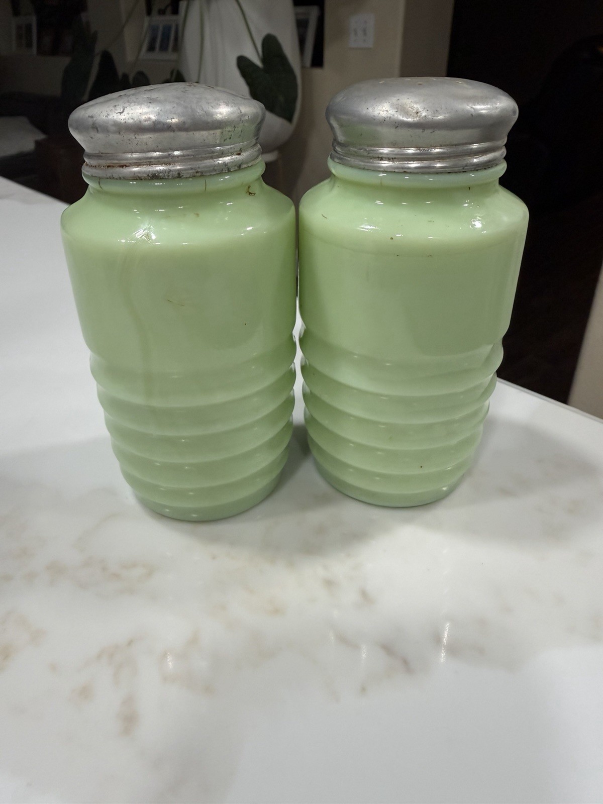Jeannette Jadeite Beehive Salt & Pepper Shakers 1930's Uranium Glass