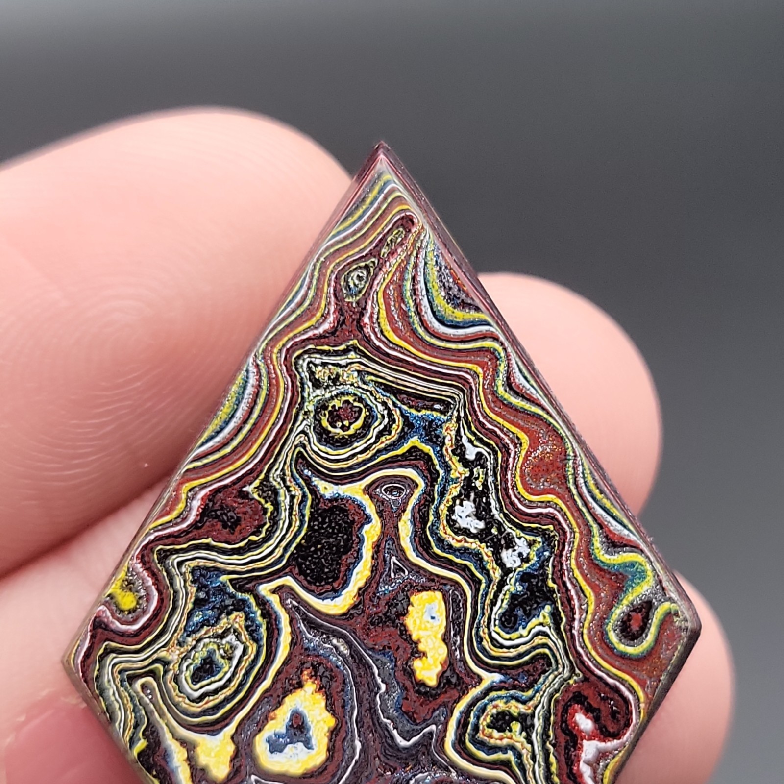 AWESOME VINTAGE(2000-2010) CORVETTE FORDITE DETROIT AGATE CABOCHON