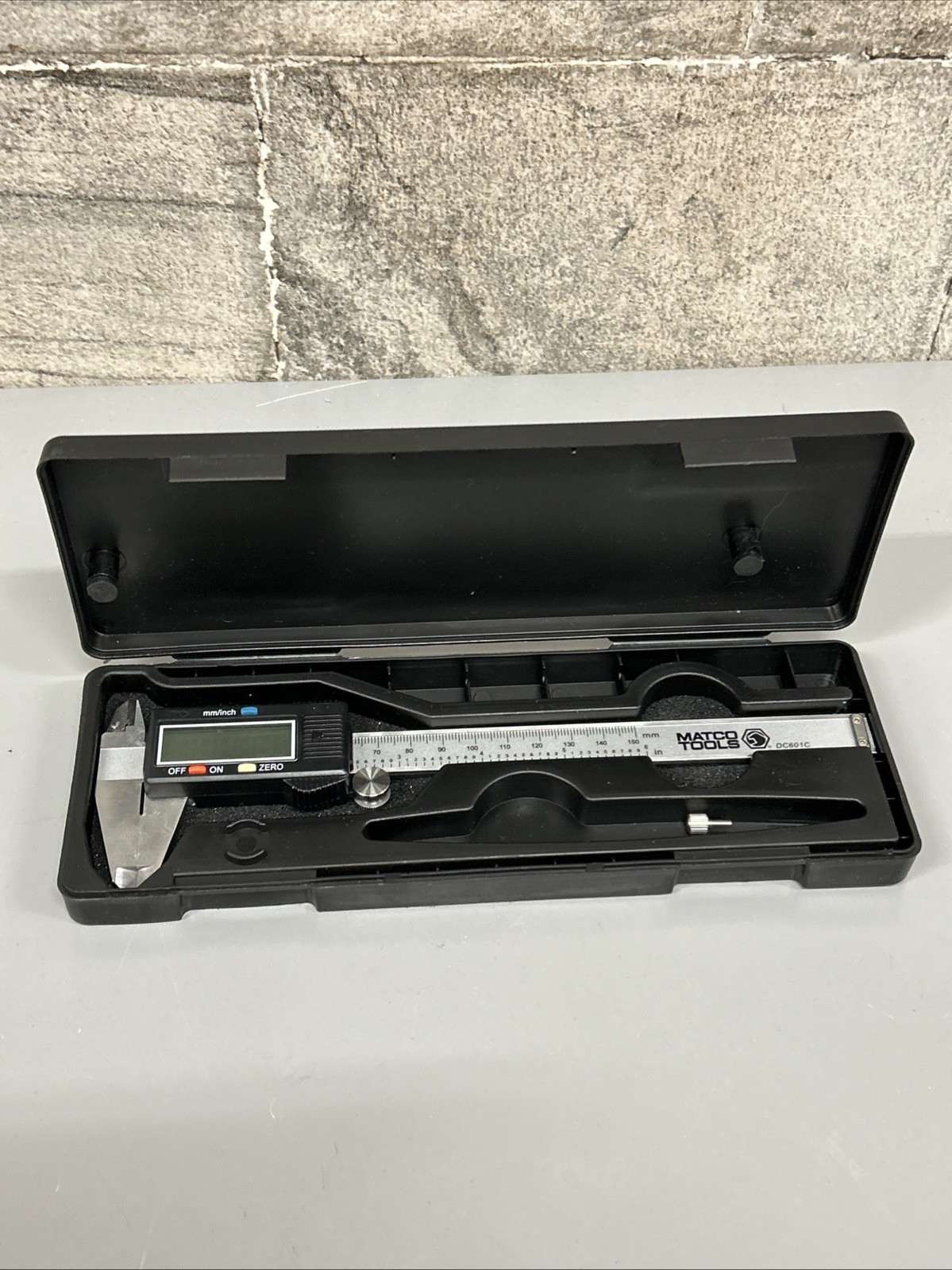 MATCO TOOLS 6"/150MM Electronic Digital Caliper DC601C w/ Original Case Tested