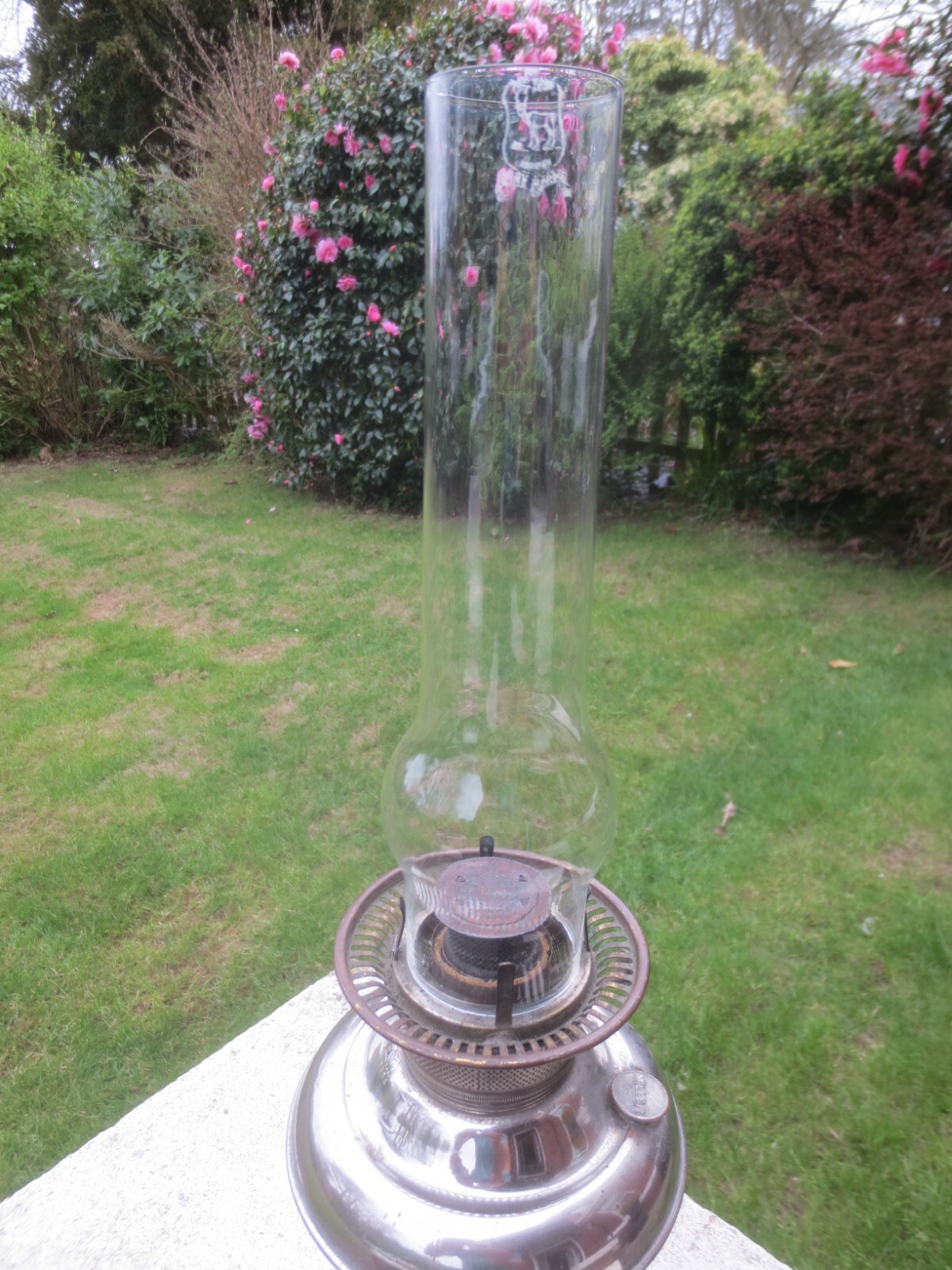 MILLER VESTAL OIL LAMP MADE IN USA With Chimney Shepherds Hut Oil Lamp