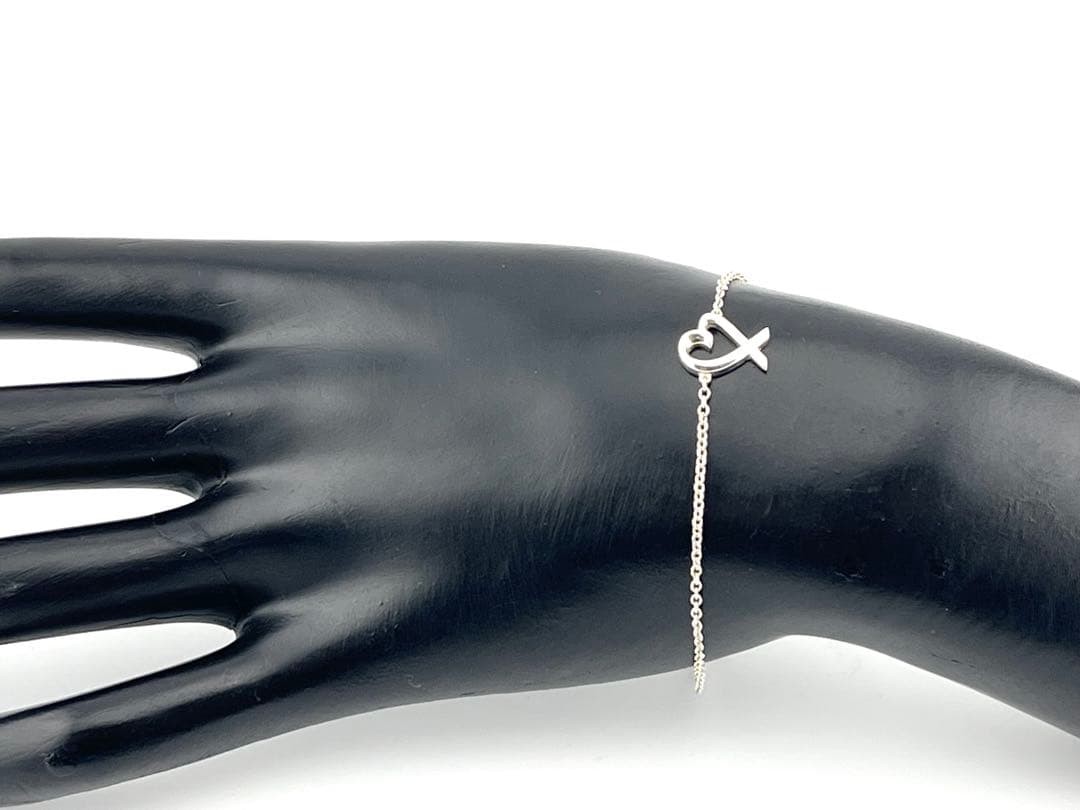 f103 Excellent condition Tiffany & Co. Loving Heart Bracelet Bangle 925