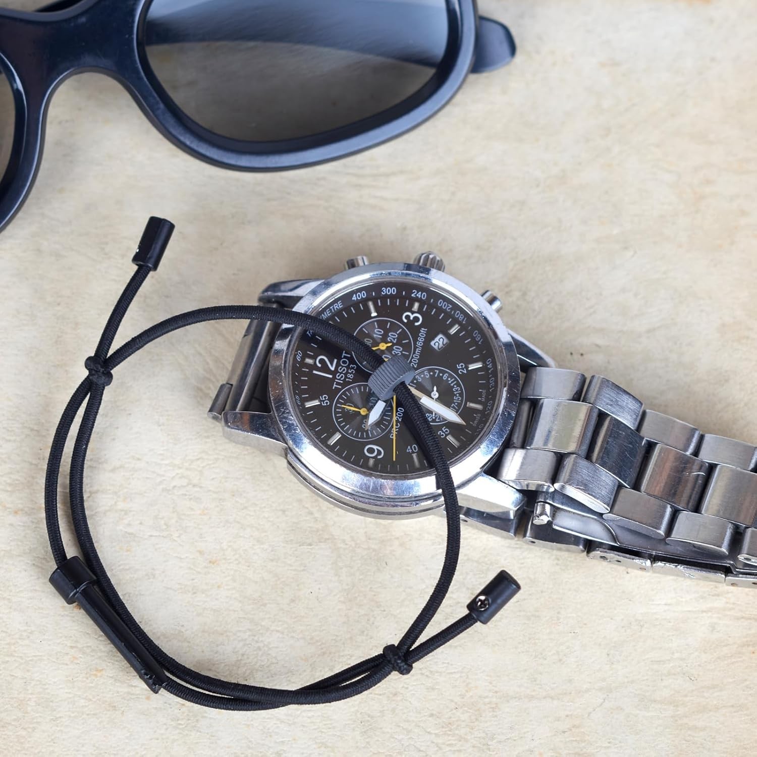 Bracelet Car Window Breaker Wrist Strap Escape Tool Tungsten Bead & Handcuff Key