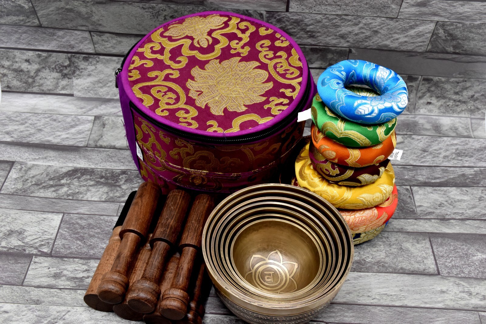 Natural Singing Bowl Set of 7-Tibetan Singing Bowl Set-Chakras Healing Set of 7