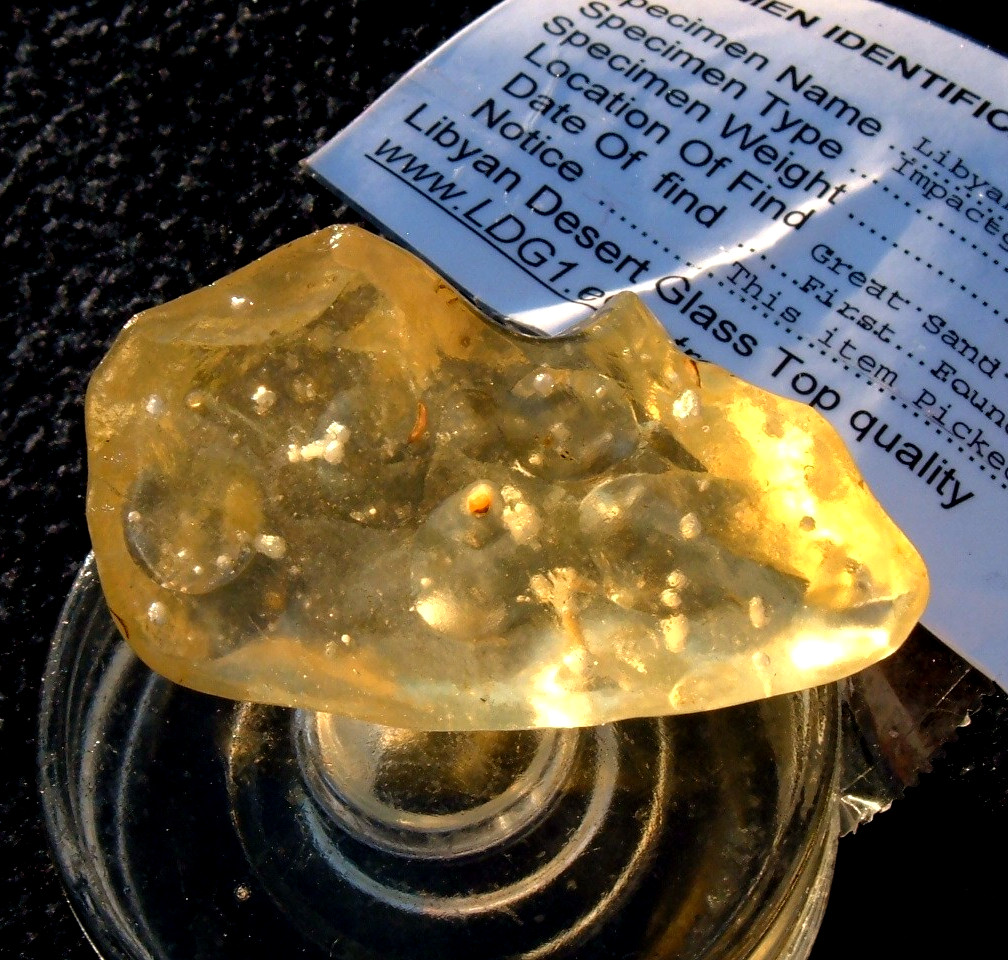 Libyan Desert Glass Meteorite Tektite impact specimen( 203 crt)Best ever AAAA+