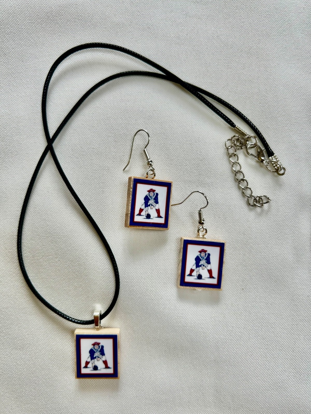 Handmade PAT PATRIOT New England Patriots Earrings/Necklace Jewelry Set FreeShip