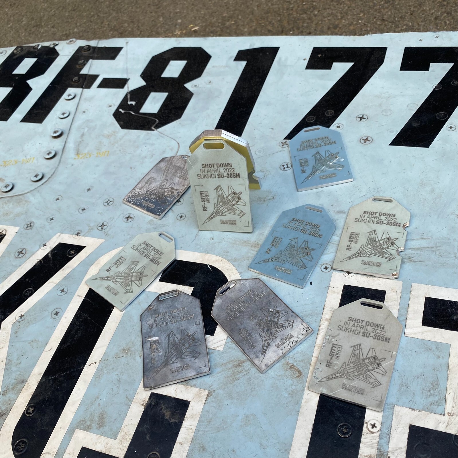 Keychain from the russian Su-30 "60 red" RF-81771 Original aircraft skin tag