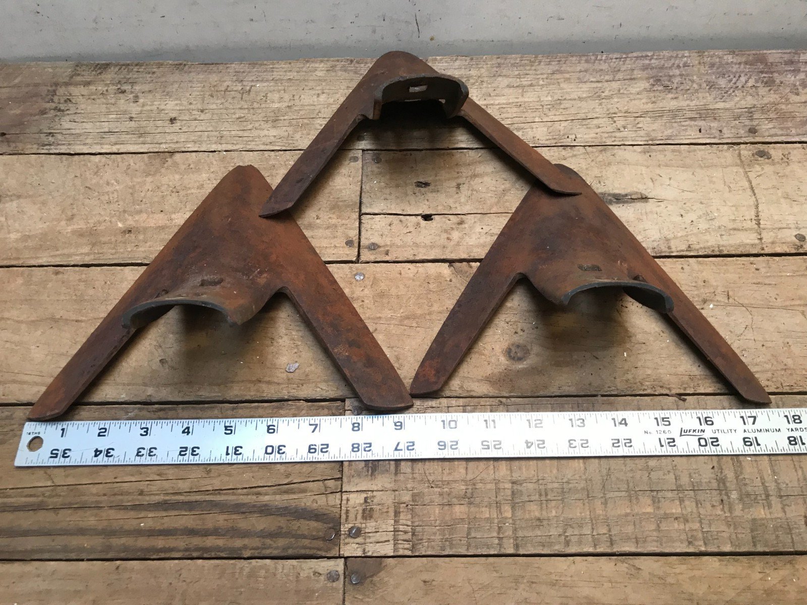 Vintage Nichols Cultivator Plow Head Sweep Arrow Wall Art USA