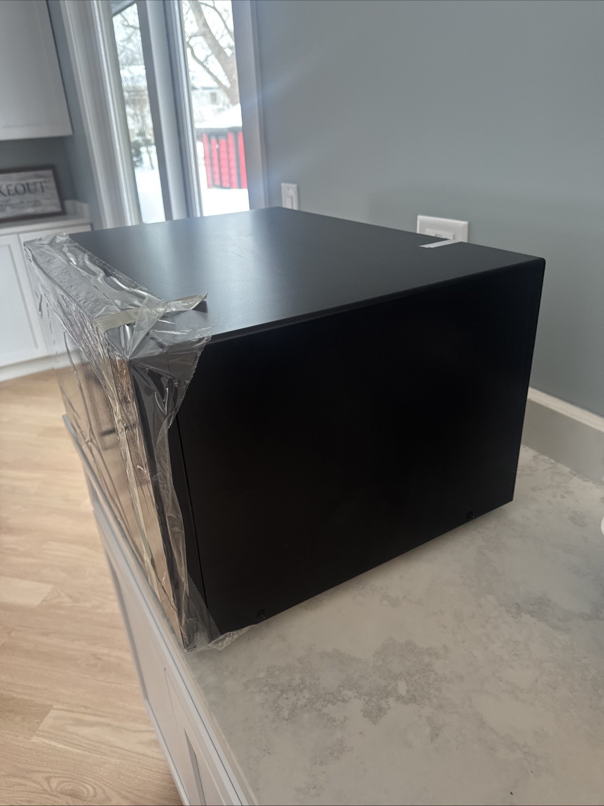 Wolf 24 inch microwave. Model# MS24. Brand new older stock