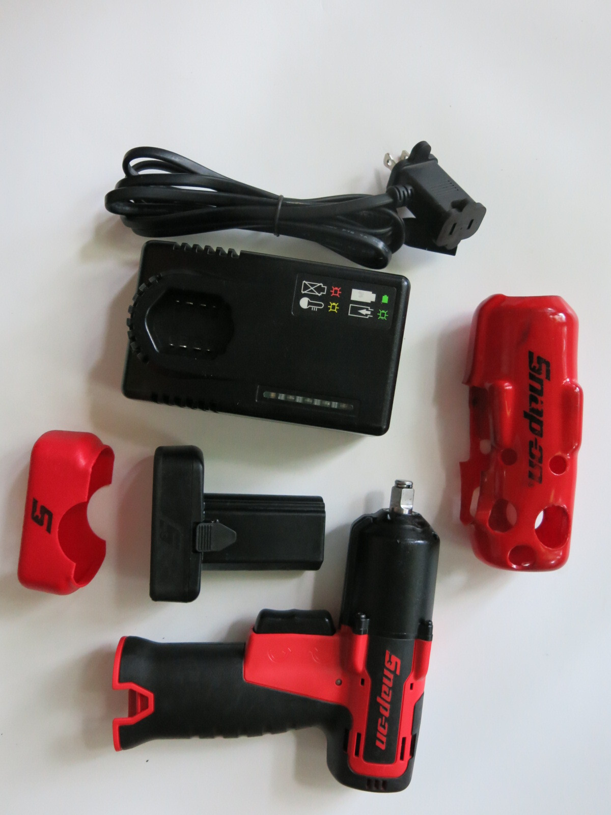 Snap-On CT761 Impact Wrench 3/8" 14.4v Cordless Battery & Charger Boots Set
