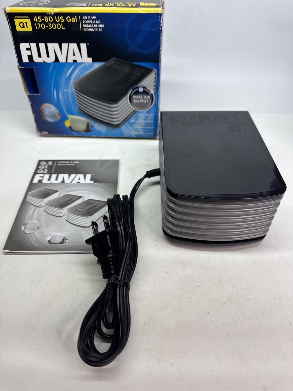 Hagen Fluval Q2 50-160 US Gal Adjustable Flow Control Air Pump - Working