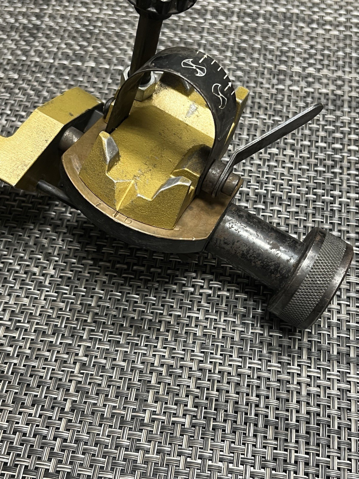 Darex M-Series Drill Grinder No. 3920 Point Splitting Attachment (3-A)