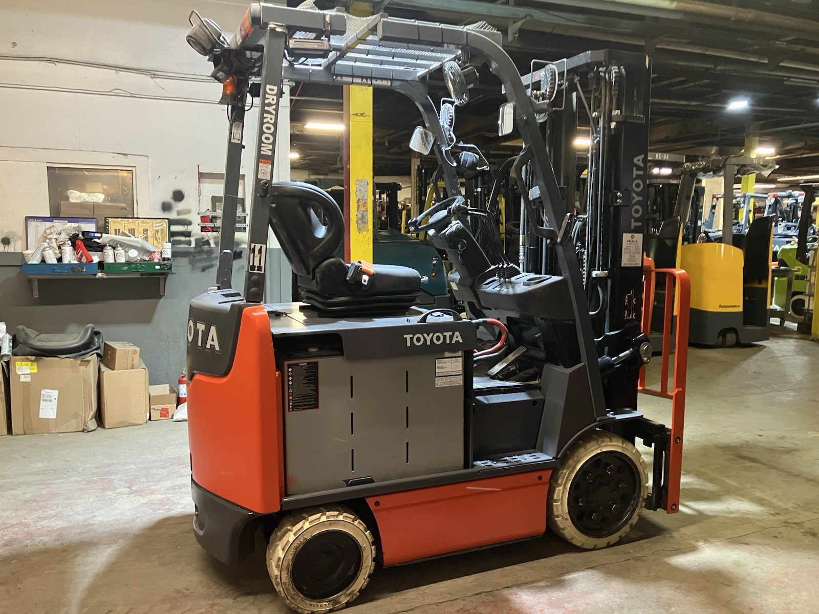 2021 Toyota 5000 LB Electric Forklift With SS and Triple Mast