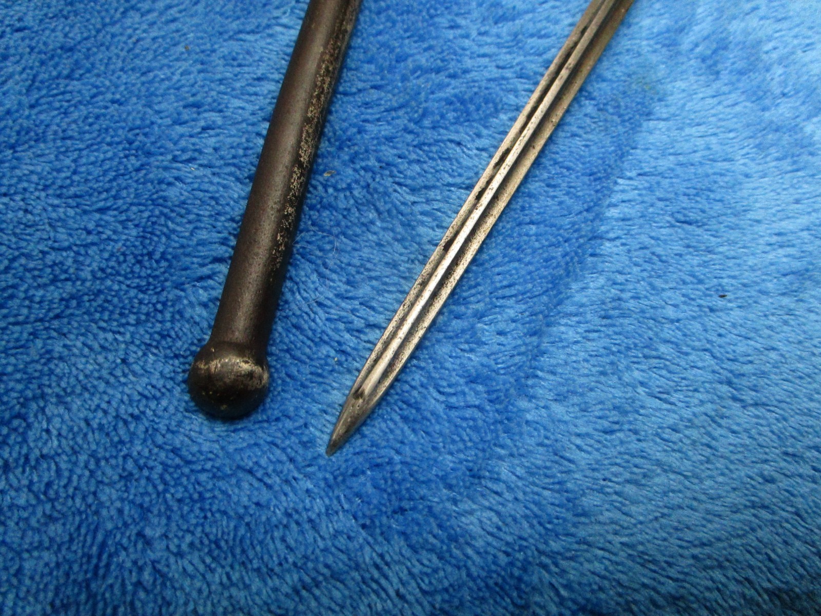 ORIGINAL ANTIQUE M1886 FRENCH LEBEL "ROSALIE" BAYONET AND SCABBARD WITH FROG