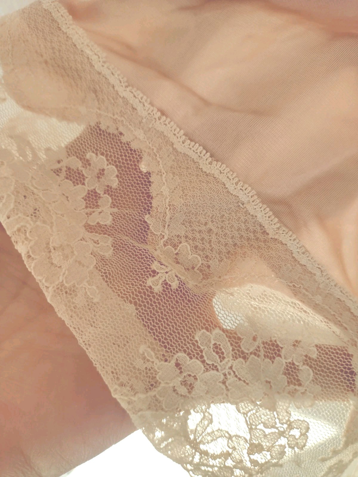 '60s / 70s Vintage Slip Blush Nylon Ecru Lace Shadow Line Sz M USA Made