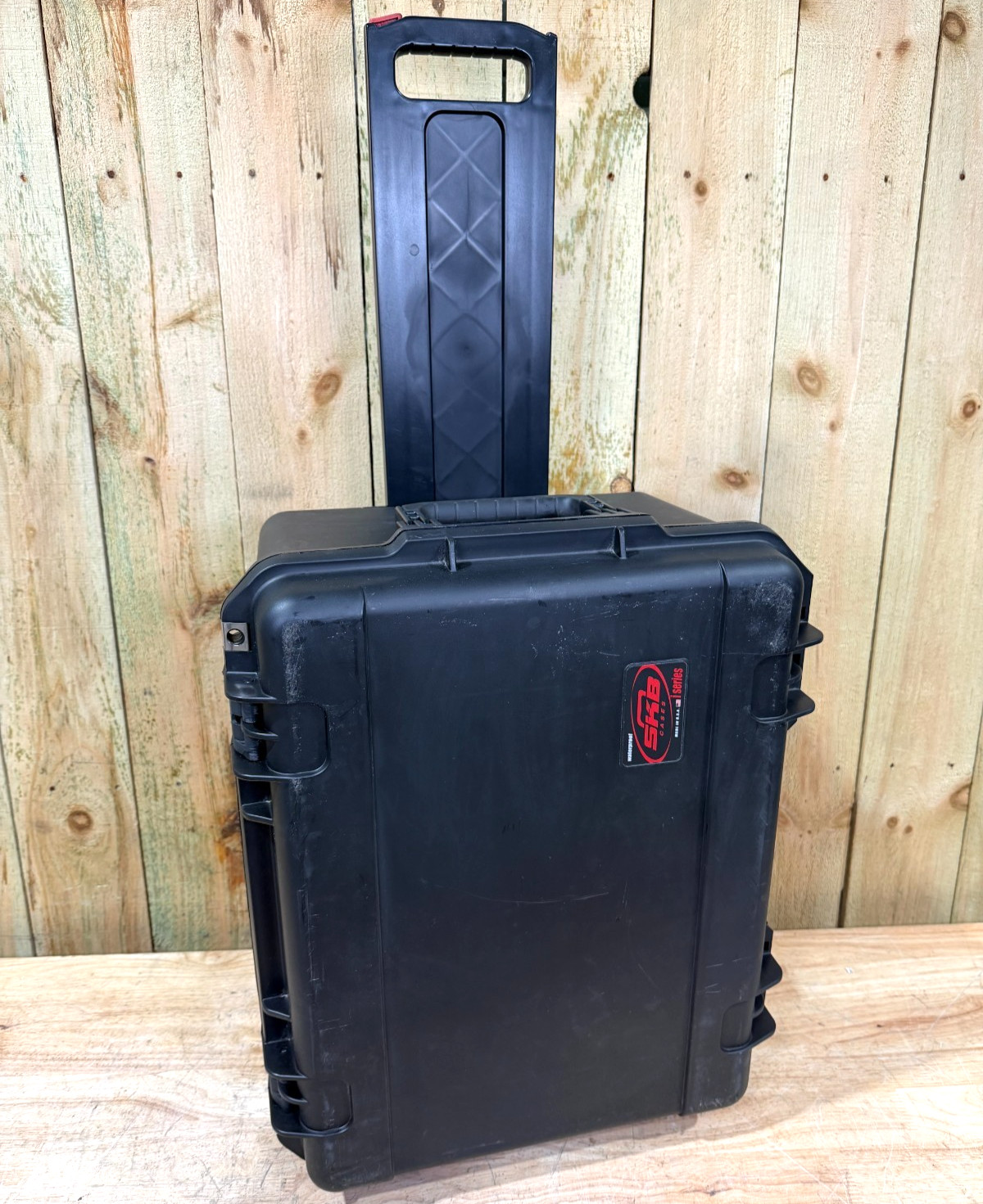 SKB iSeries 2015-10 Waterproof Rolling Case Carry On Great Condition AB