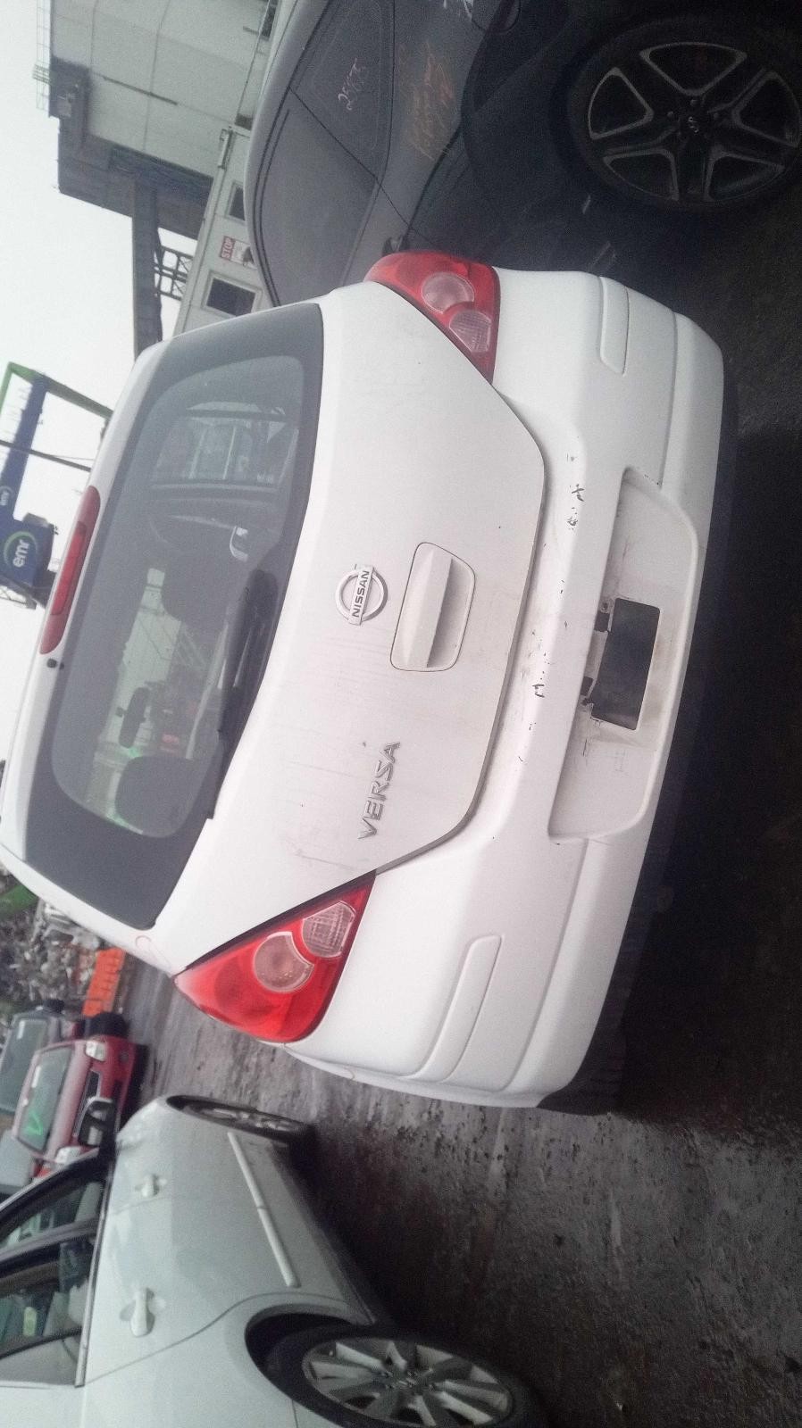 2010 Nissan Versa Automatic Transmission Assembly OEM 368K Miles FWD