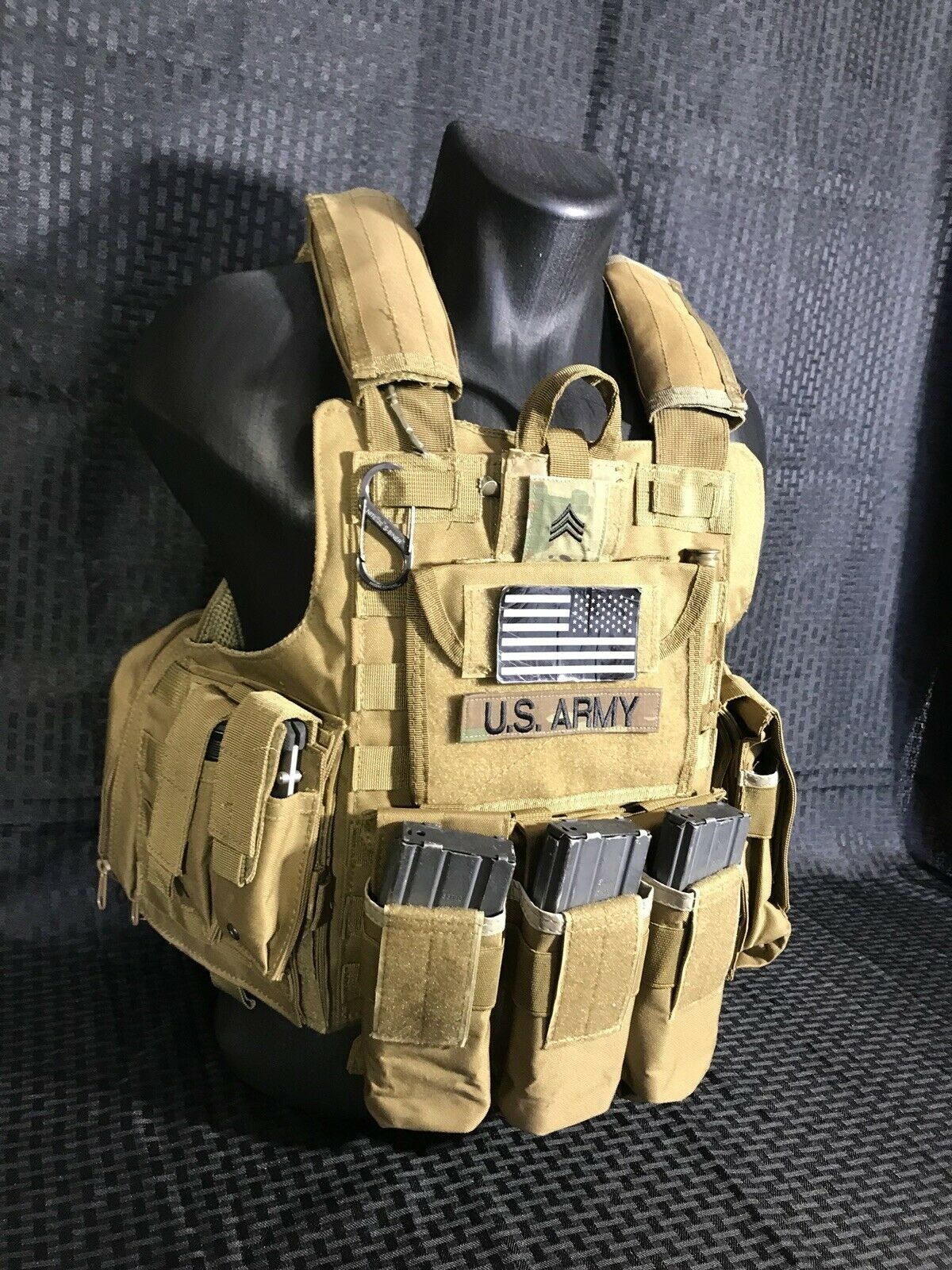Coyote Tan FDE Tactical Vest Plate carrier w/ 2 Curved 8x10 Plates- Lvl III