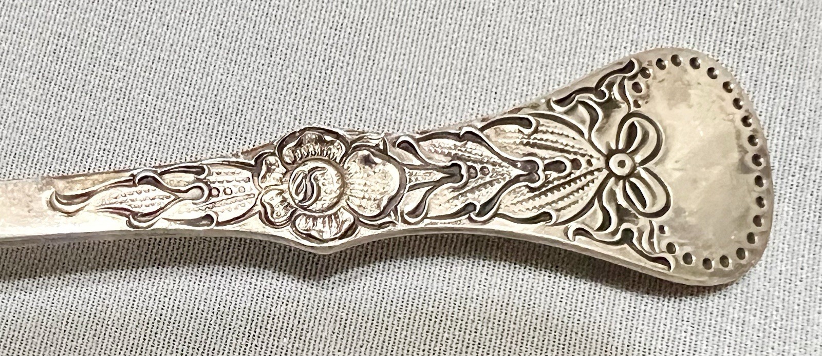 MAGNUS AASE Norway 830S Silver BOW FLOWER SPOON Antique JUNE 1925 C. Berg