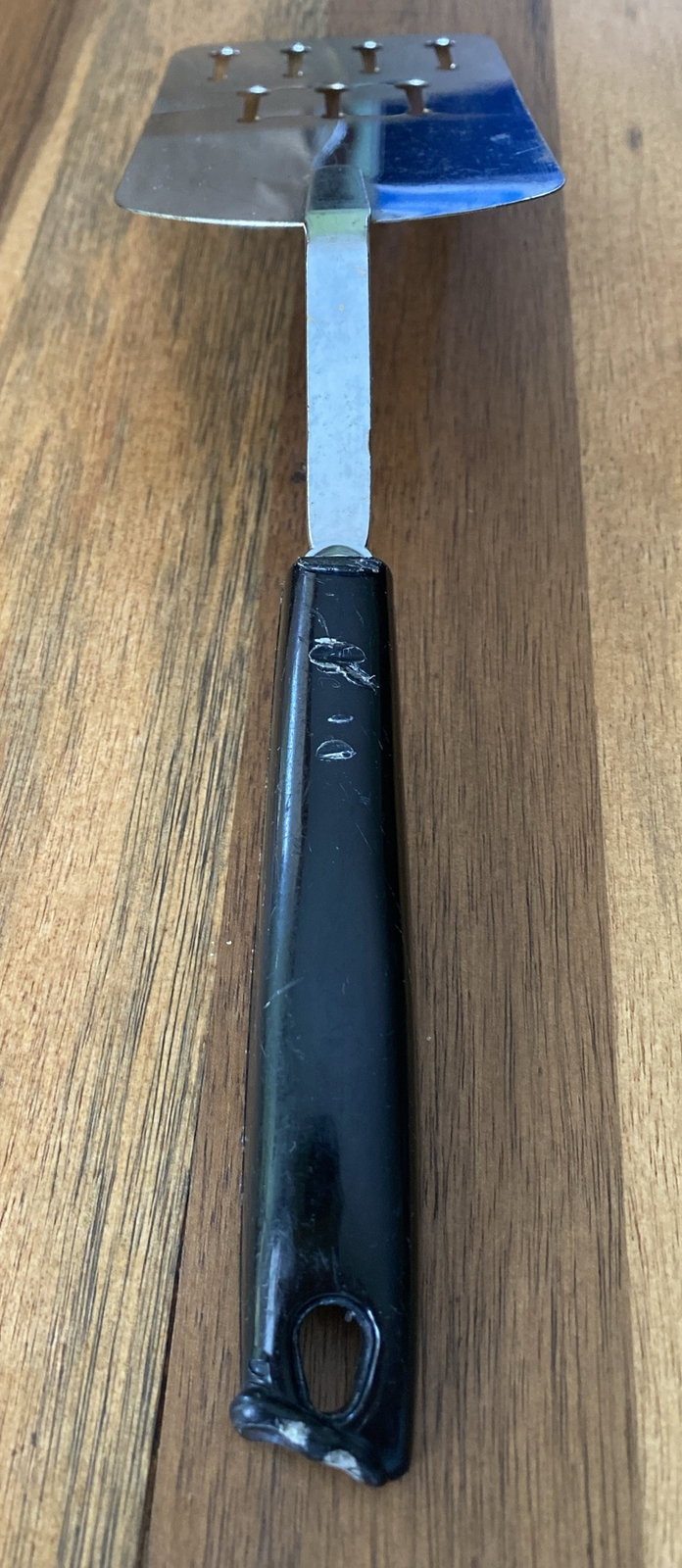 Vintage EKCO Slotted Kitchen Spatula Flipper Long Blade Plastic Handle 11 1/4"