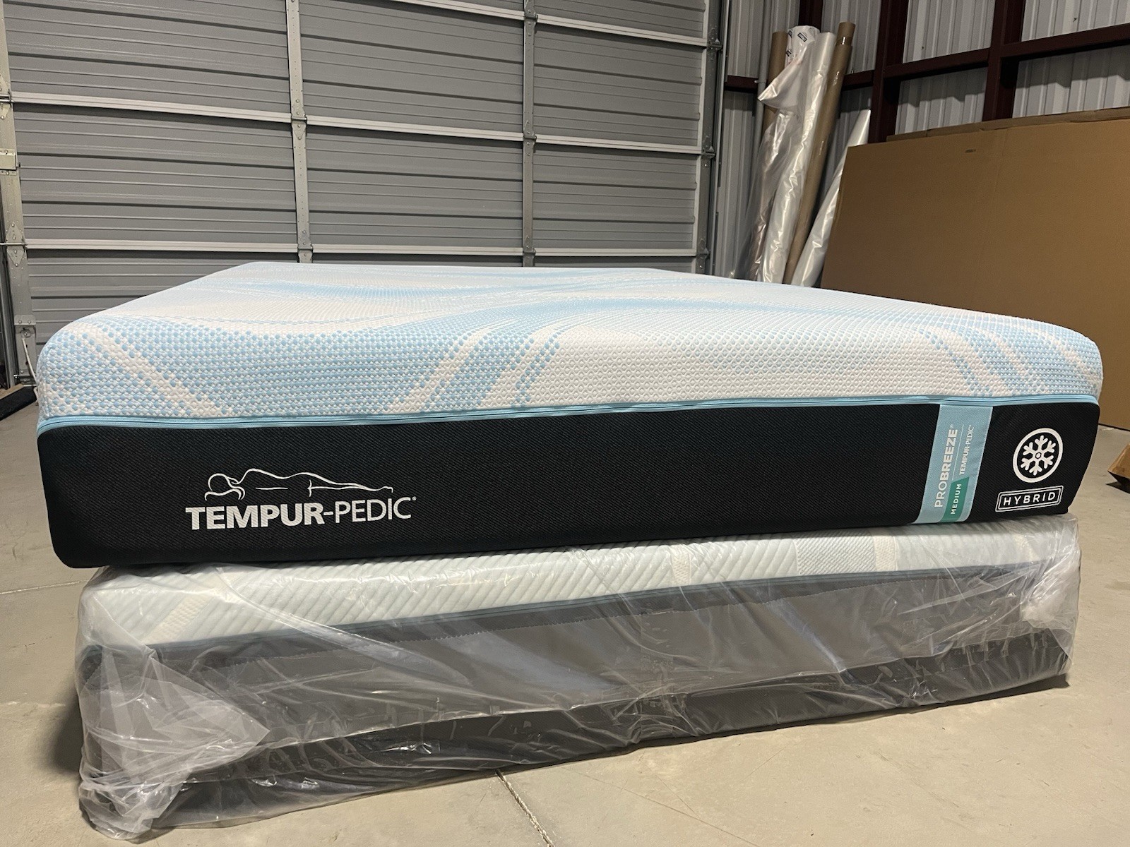 New Tempurpedic ProBreeze Medium Hybrid 2.0 KING MATTRESS $5,299 Free Shipping
