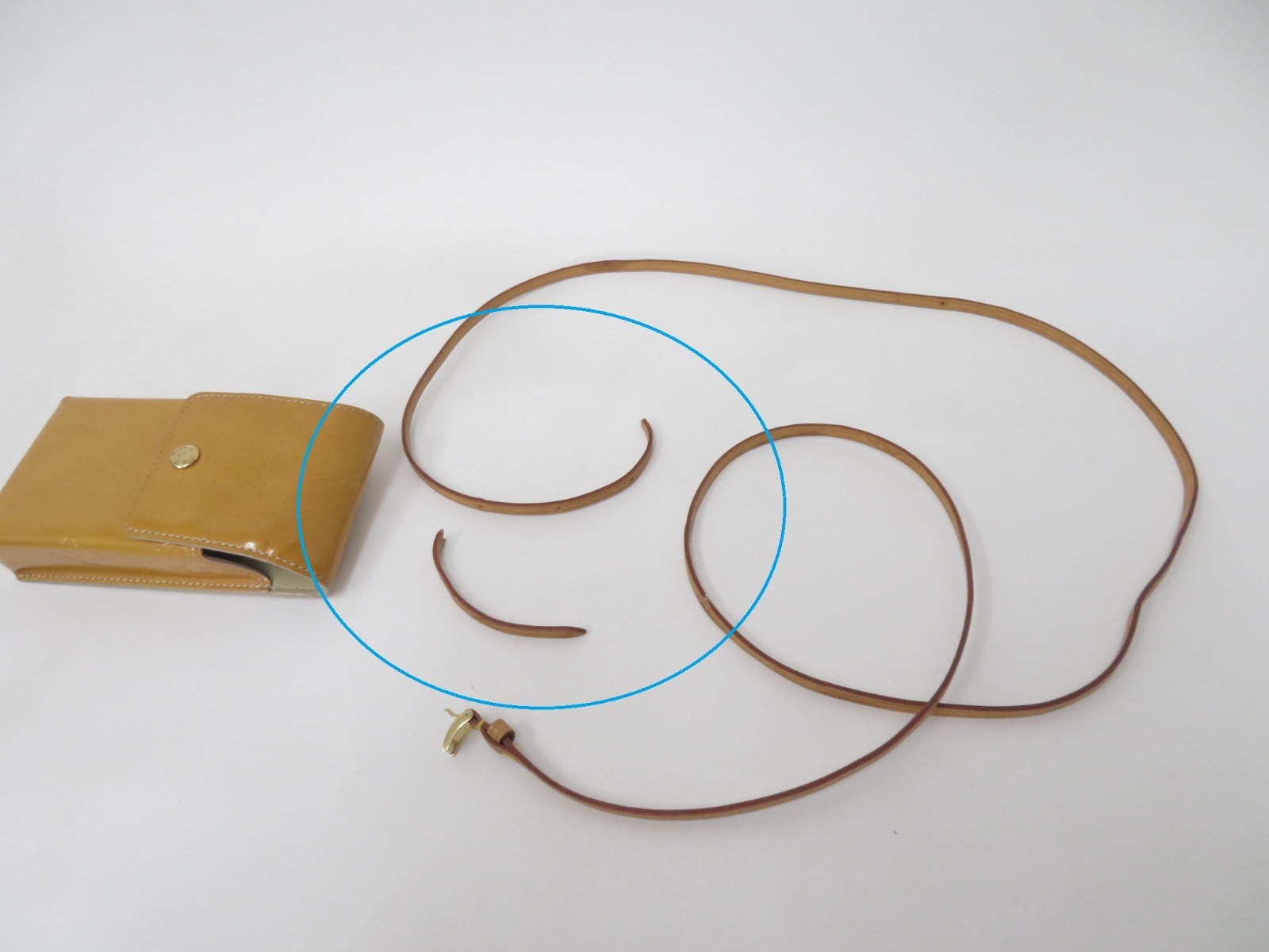 LOUIS VUITTON Cigarette Case Monogram Vernis shoulder bag F#50588