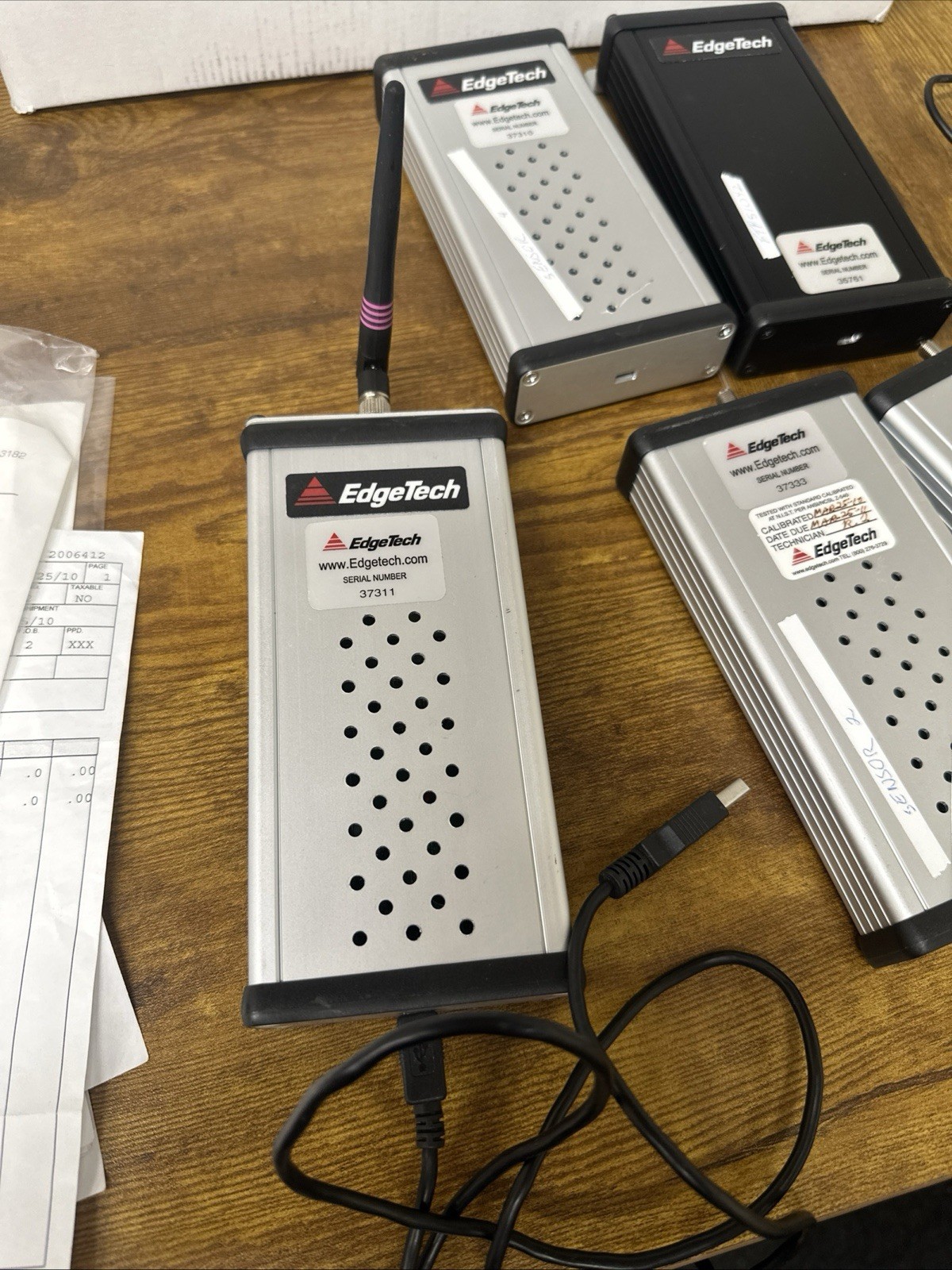 EDGETECH MODEL: 200T Dew Point Hydrometers There’s 7, Please See Pictures Thanks