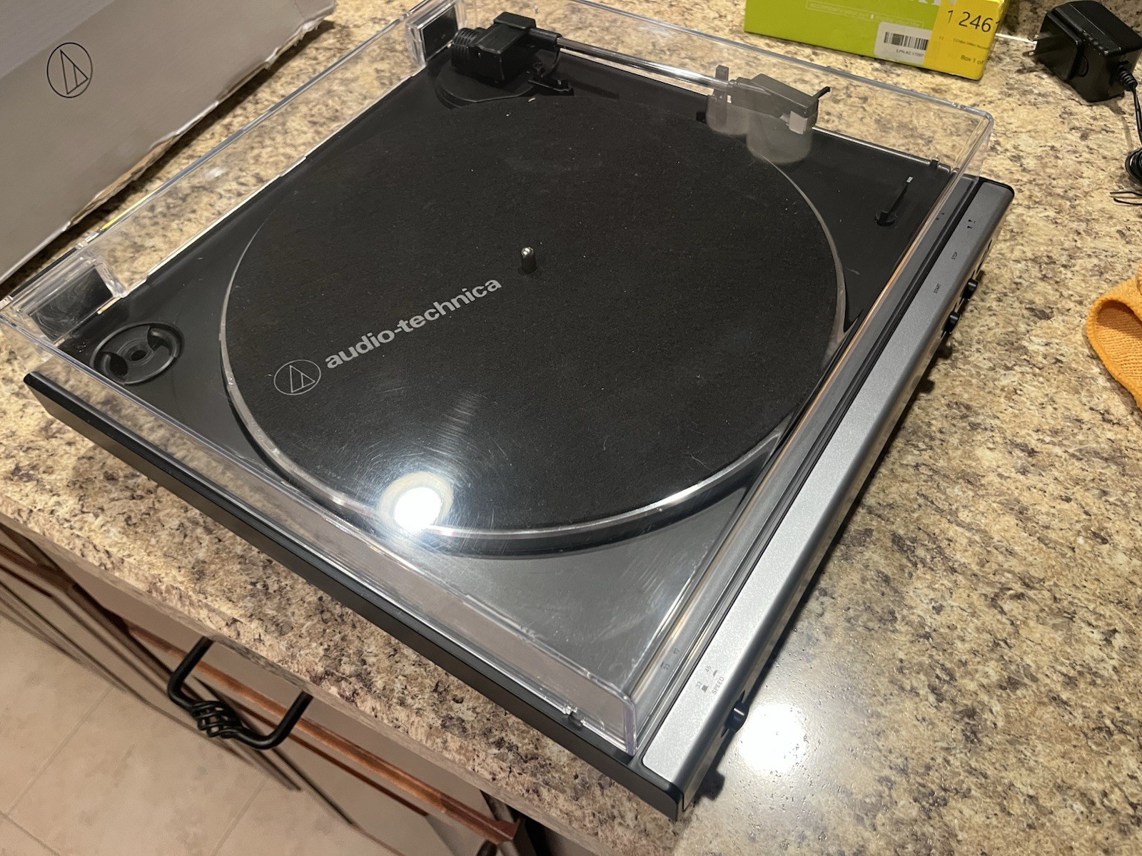 Audio-Technica AT-LP60X Automatic Belt-Drive Turntable BLACK/GUNMETAL