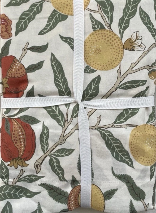 Williams-Sonoma Morris & Co Fruit Tablecloth 70”x108”