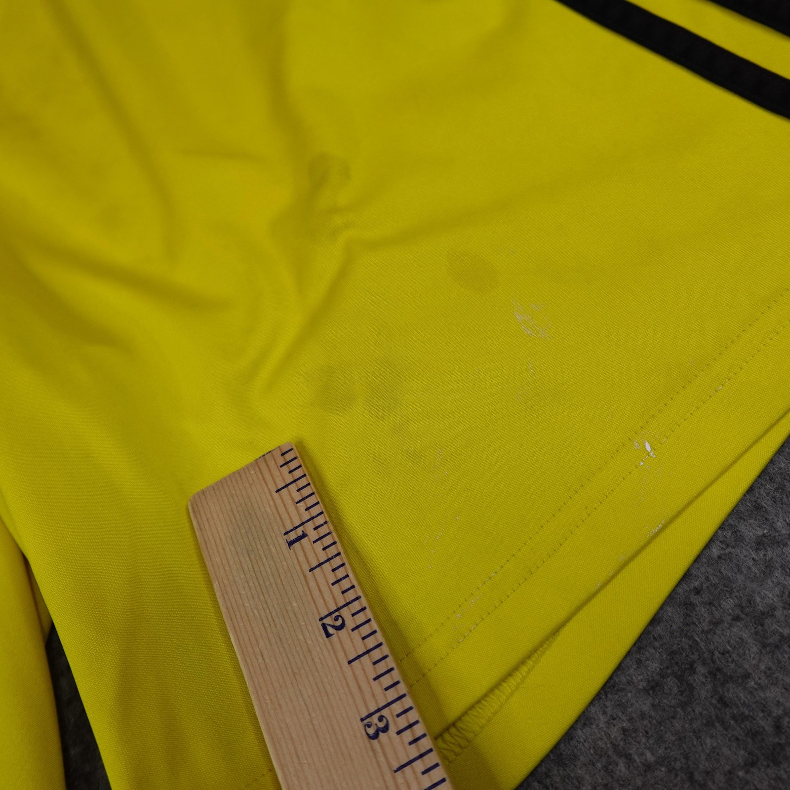 Columbus Crew Shorts Mens Medium Yellow MLS Soccer Adidas Climalite Training VTG