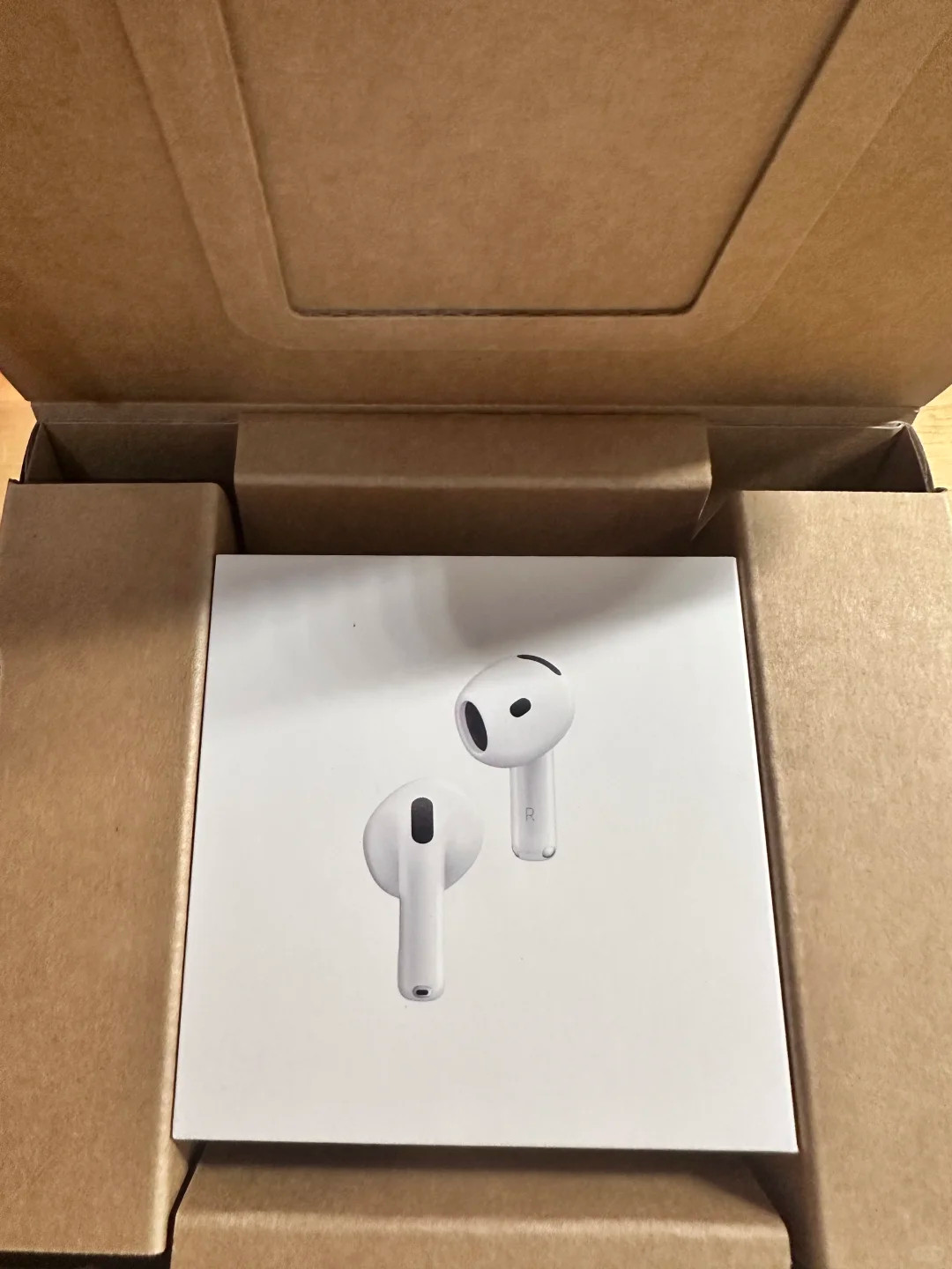 (Sealed) AirPod 4 with USB-C Charging Case 4th Gen White ANC
