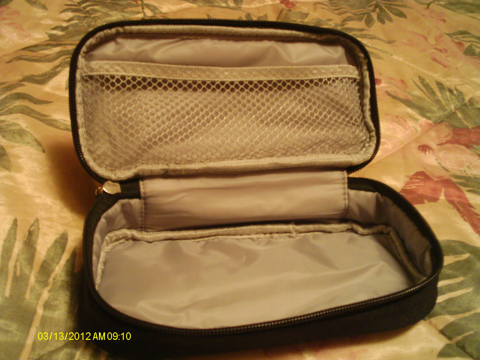 PEDAL STEEL GUITAR * * * ZIPPERED BAR - PICK & STRING BAG