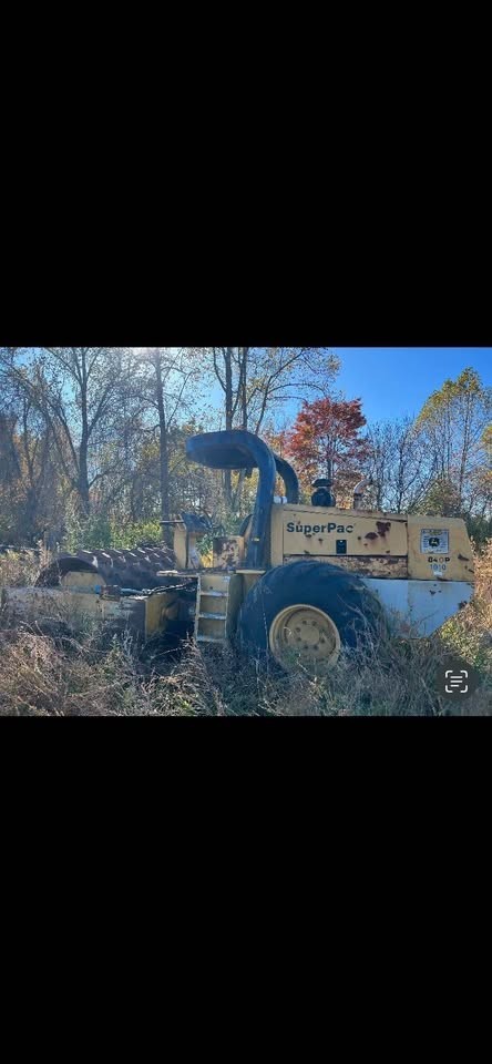 1997 SuperPAC 840P Compactor