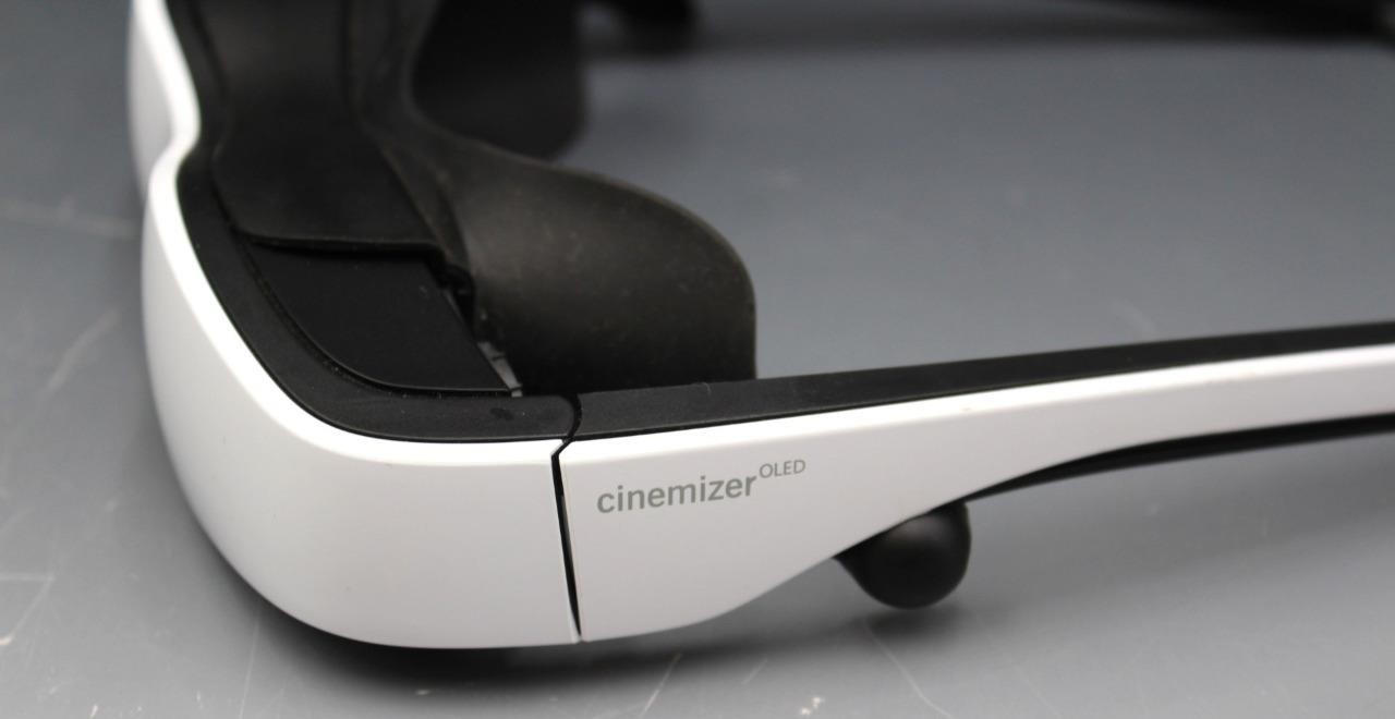 Zeiss Cinemizer OLED Portable Video Glasses Working