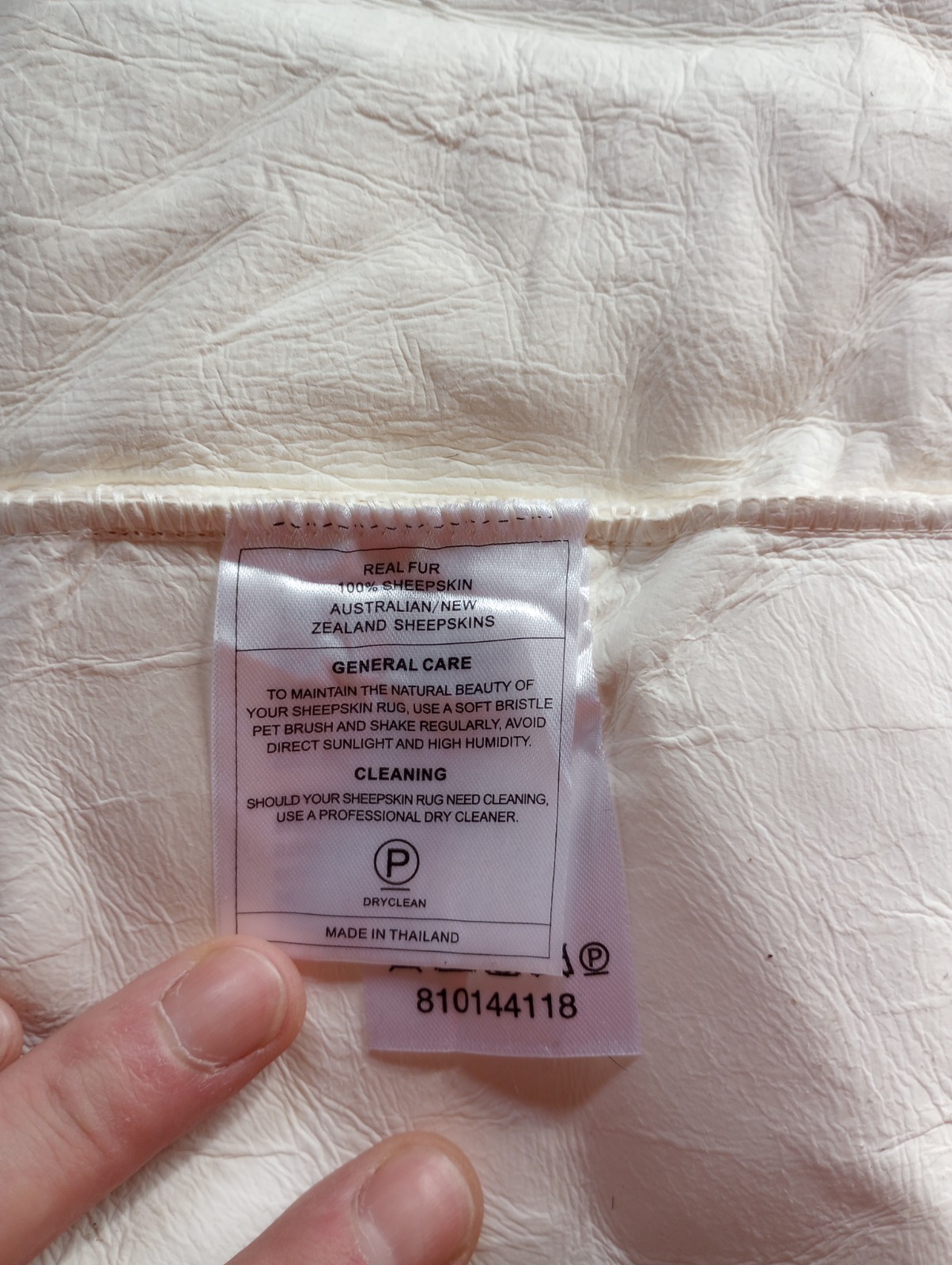 Windward Sheepskin Rug Approx 71" x 44" Inches NEW WITH TAGS 100% Genuine