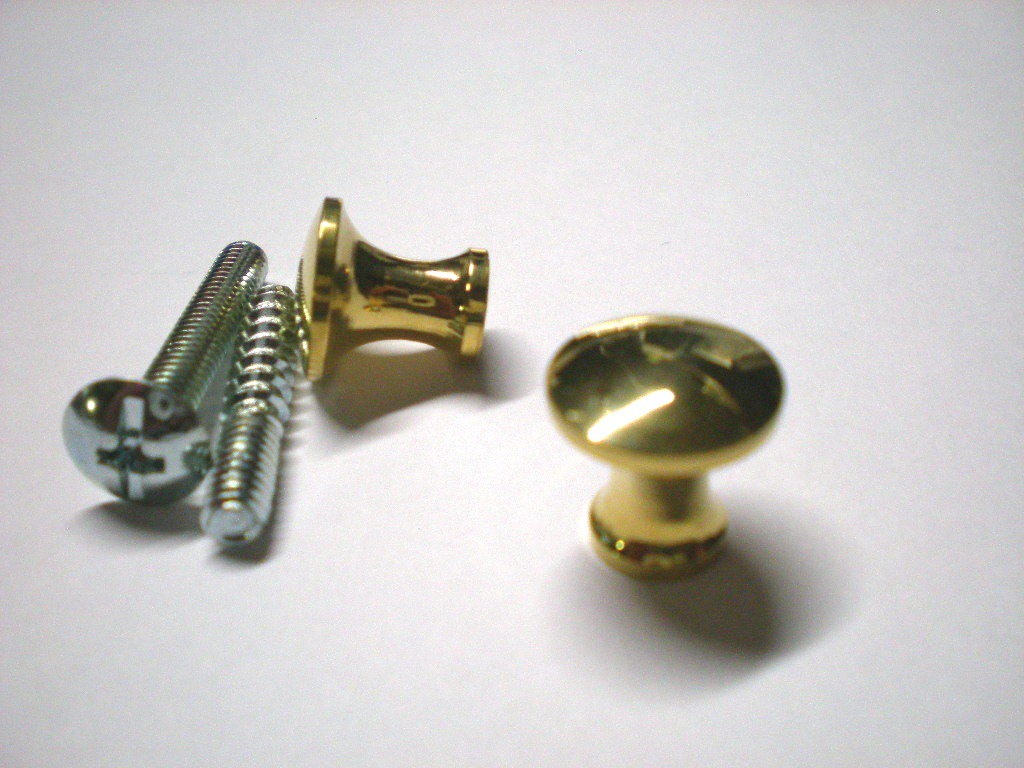 2 Small Solid Brass Knob for drawers/jewelry boxes.1/2 Inch Diameter.