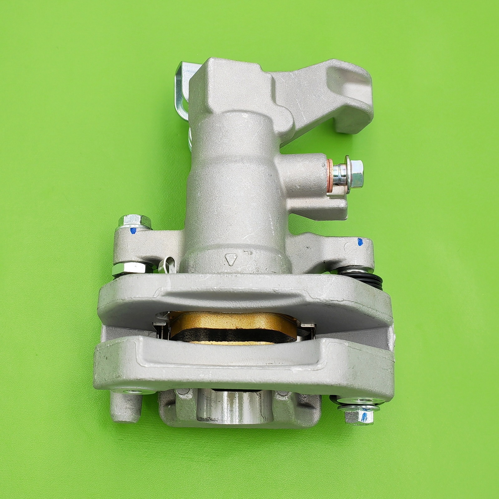 New Rear Brake Caliper w/Pads For HONDA Rincon 650 TRX650 2003-2005