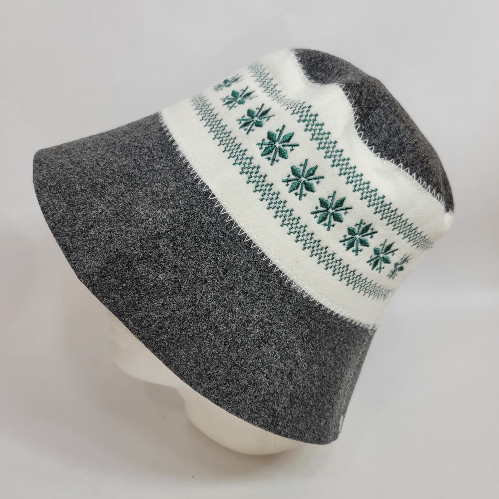 Nordic Style Snowflake Sauna Hat One Size Unisex Grey White Wool Felt Banya Gear