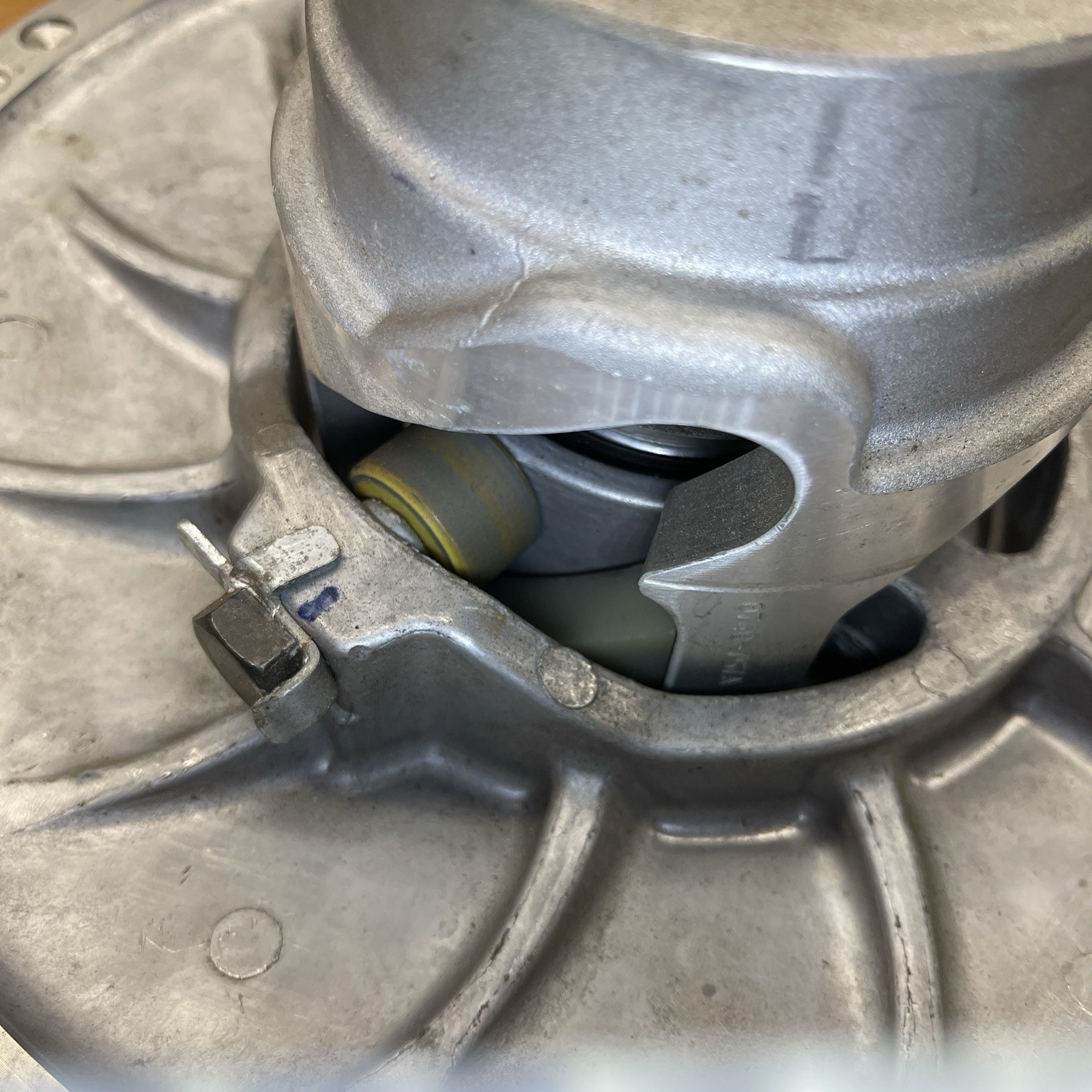 Arctic Cat OEM Used Secondary Clutch 0726-349 2013 XF800 Sno Pro BEFORE RECALL