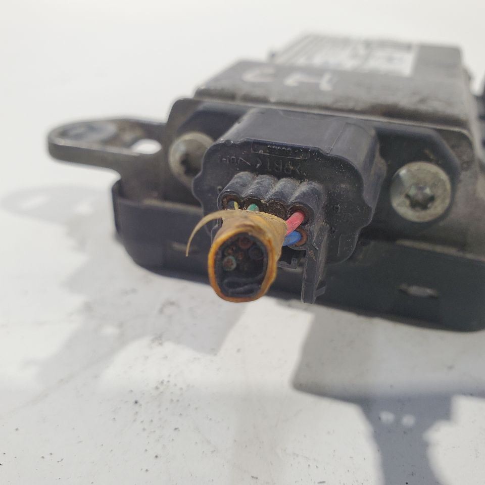 2013 2014 2015 Mazda CX-9 OEM Left Rear Blind Spot Radar TD7467Y40B