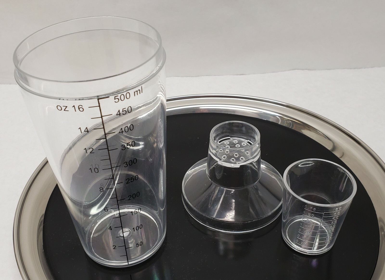 16 oz. Martini Boston CLEAR BAR SHAKER 3-Piece Cocktail Mixer & Measuring Jigger