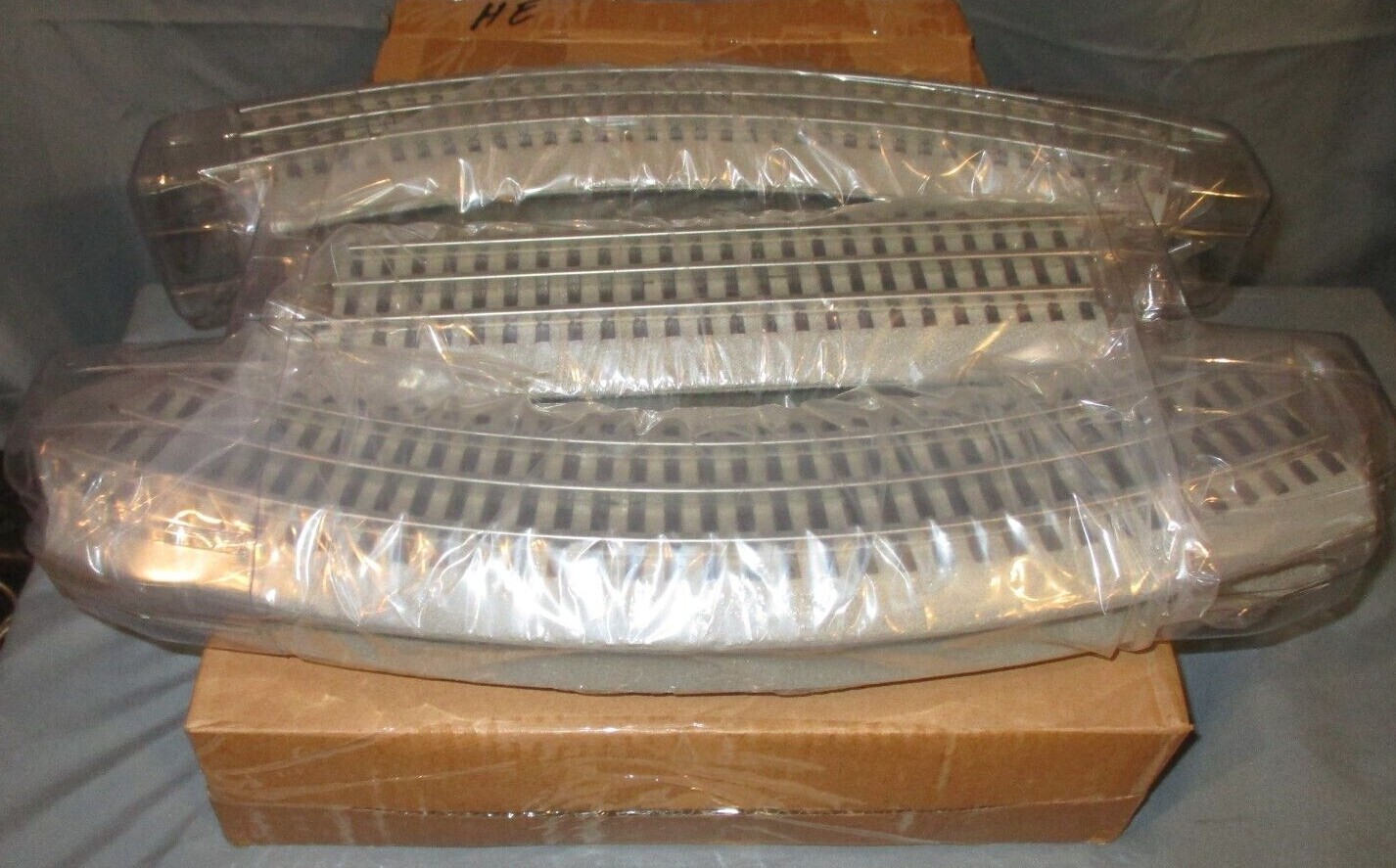 Lionel FasTrack 60" x 40" Oval 8-2-1-1 Track Pack O/027 ga. w/ Special Sections