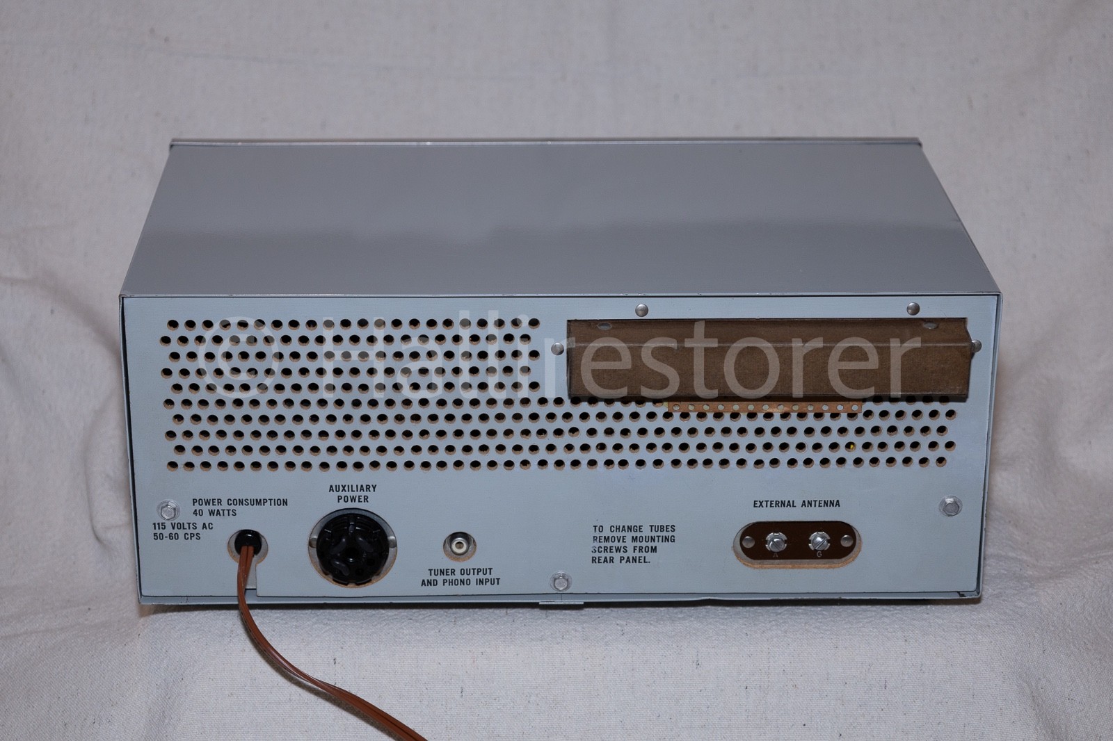 HALLICRAFTERS S-118 RESTORED