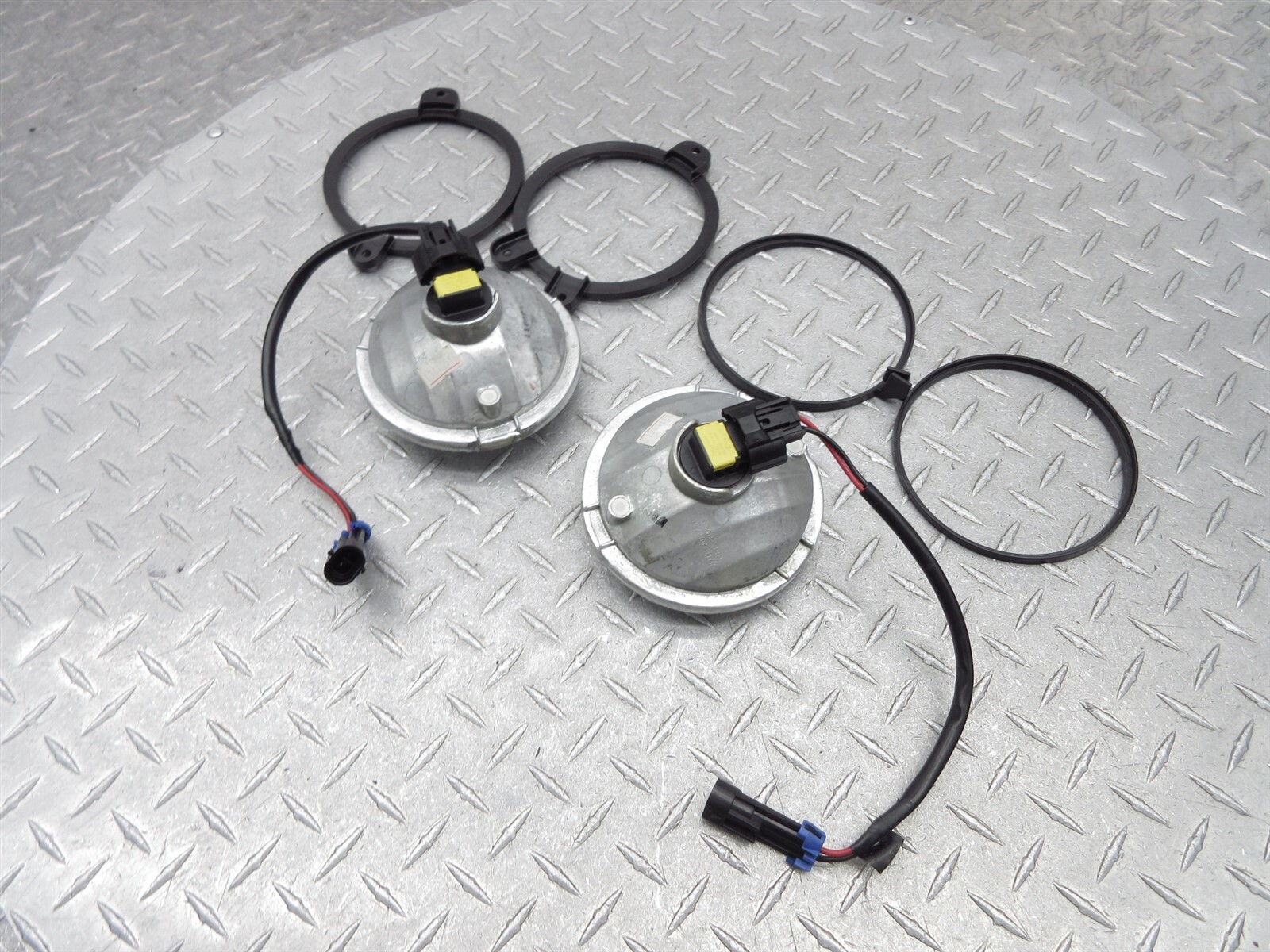 2014 14-18 Indian Chieftain Accessory Running Fog Driving Passing Light Lamp Set