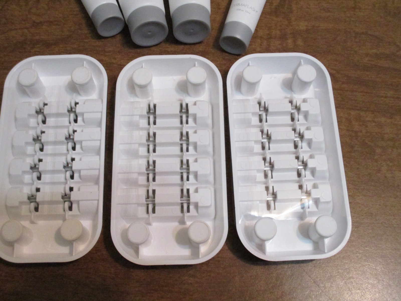 DERMAFLASH LUXE REFILLS 12 TOTAL PLUS CLEANSERS & MOISTURIZERS