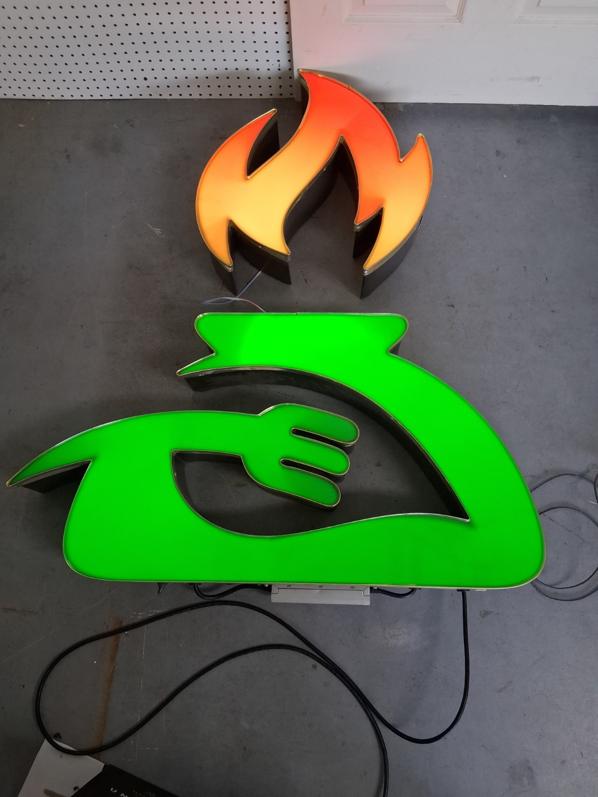 3D Illuminated Channel Letter Sign Custom Fabricated Advertising