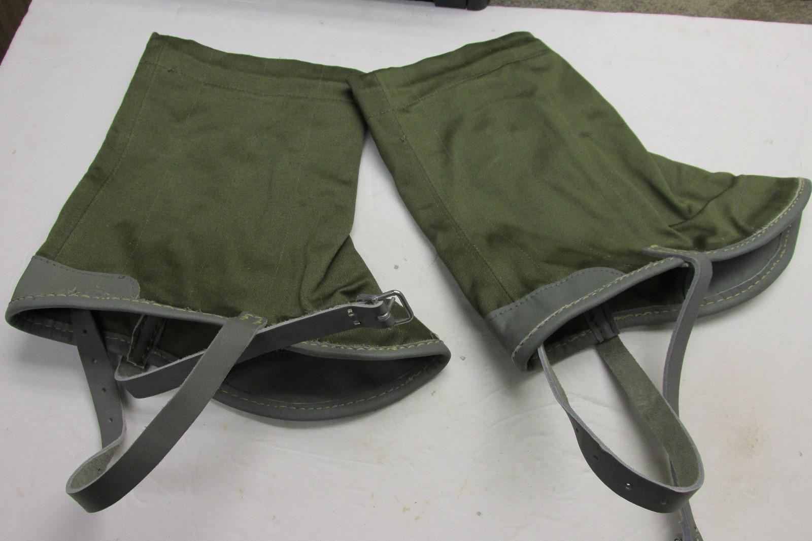 VINTAGE NORWEGIAN MOUNTAIN TROOP BOOT LEG GAITERS NOS