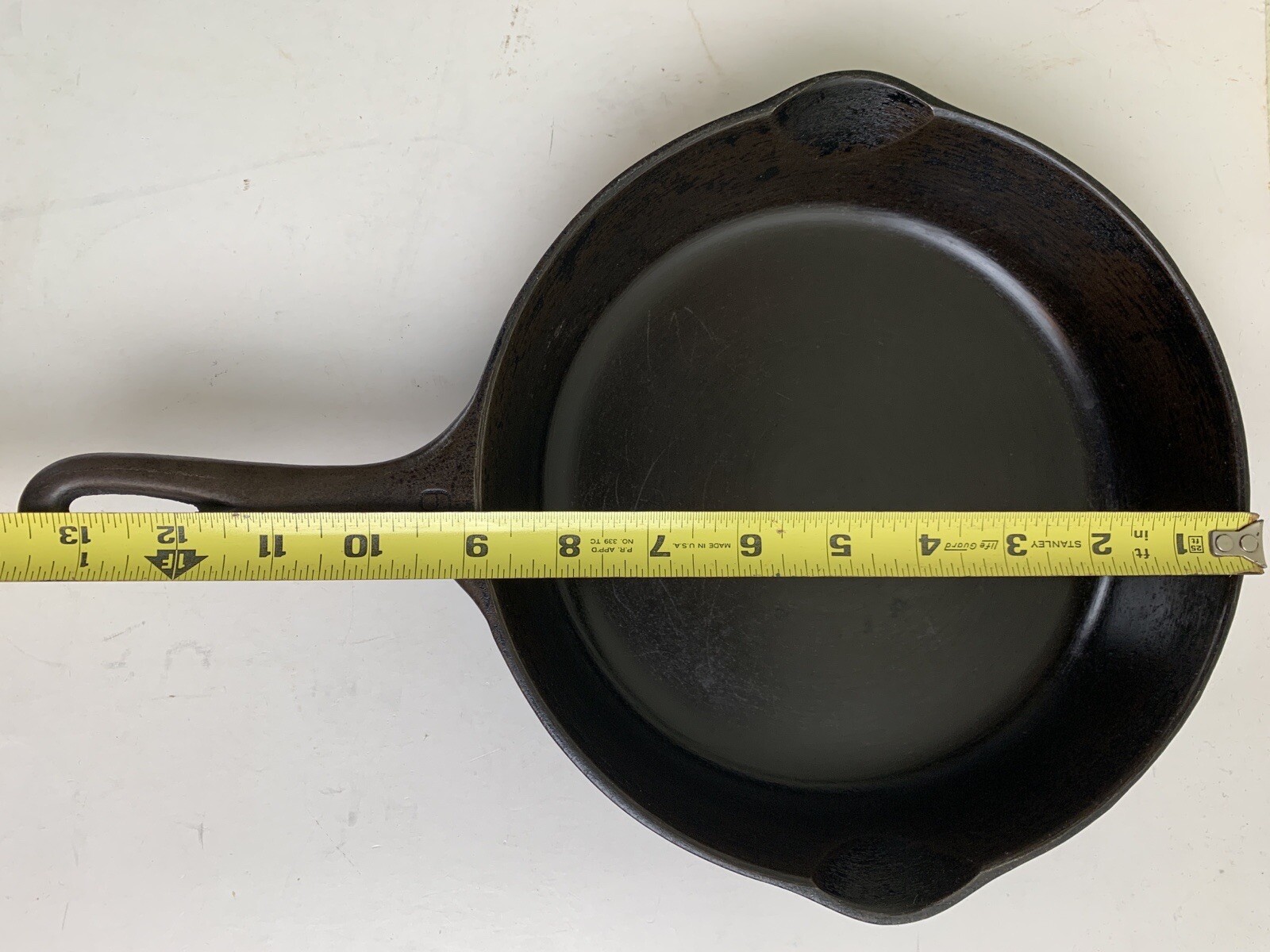 Wagner Ware Sidney-O- #6 Skillet 1056 R Stylized Logo Cast Iron