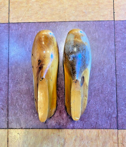 vintage women's maple wood shoe lasts size 6 circa 1960's private collection